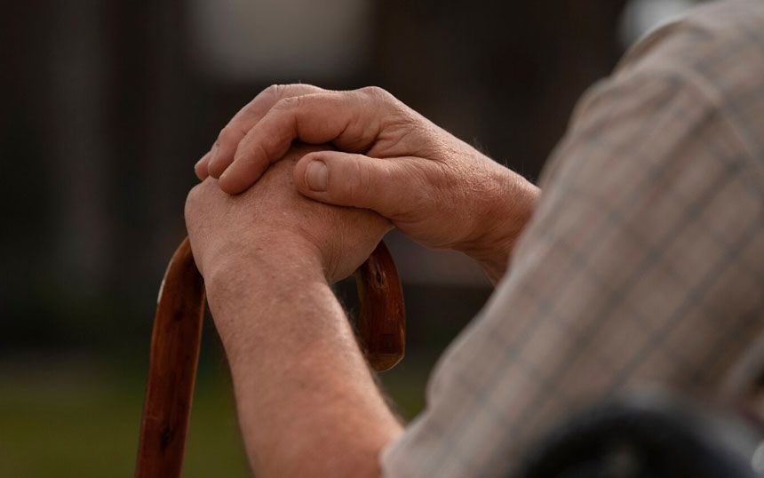 Câncer Em Idosos: Considerações Especiais Sobre A Doença